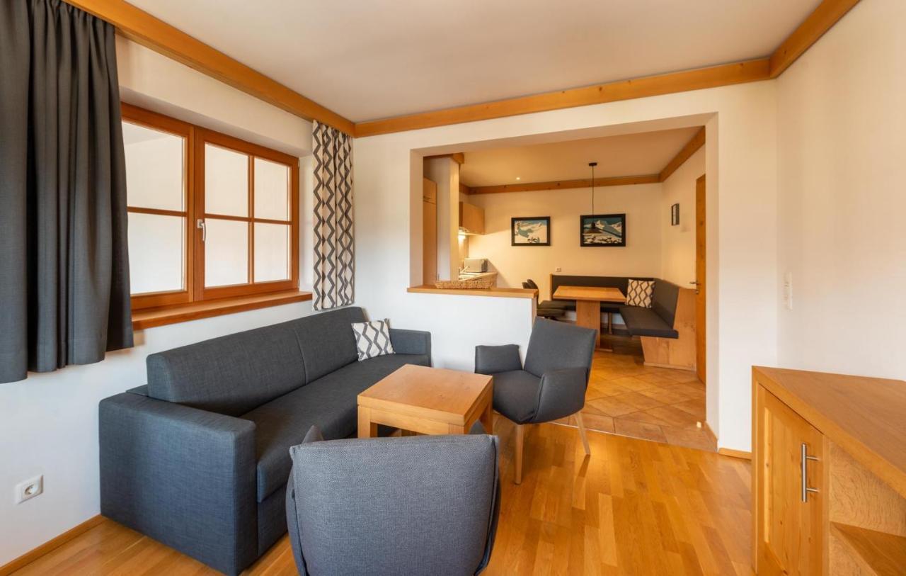 Tierwarthof Apartment Fieberbrunn Ruang foto